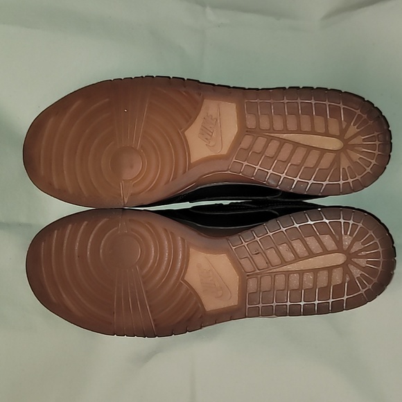 Nike Dunk Low. Velvet Brown. Worn twice. With OG BOX. Men's size 13. - Picture 10 of 16